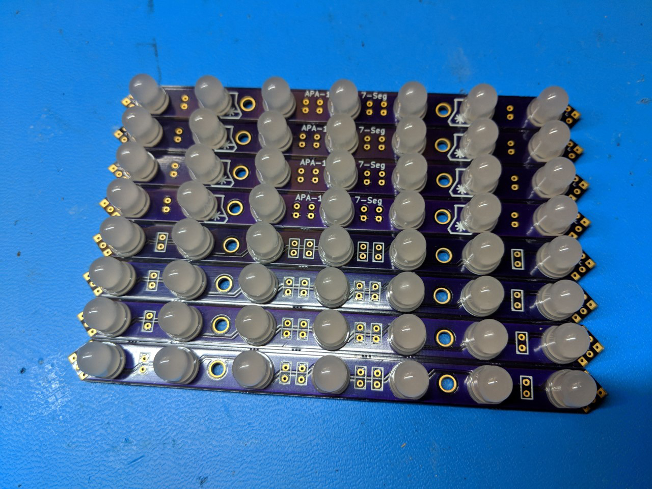 Yes, there are 8 instead of 7. 4 of one orientation and 3 of the other were needed and I couldn't remember which at the time.